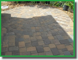 Circular brick patio pattern